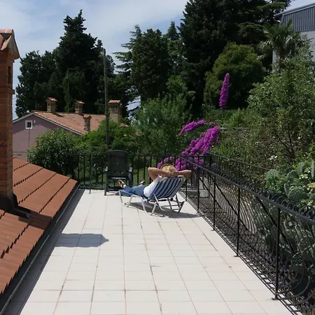 Apartmaji Fizine Apartment Portoroz Exterior photo